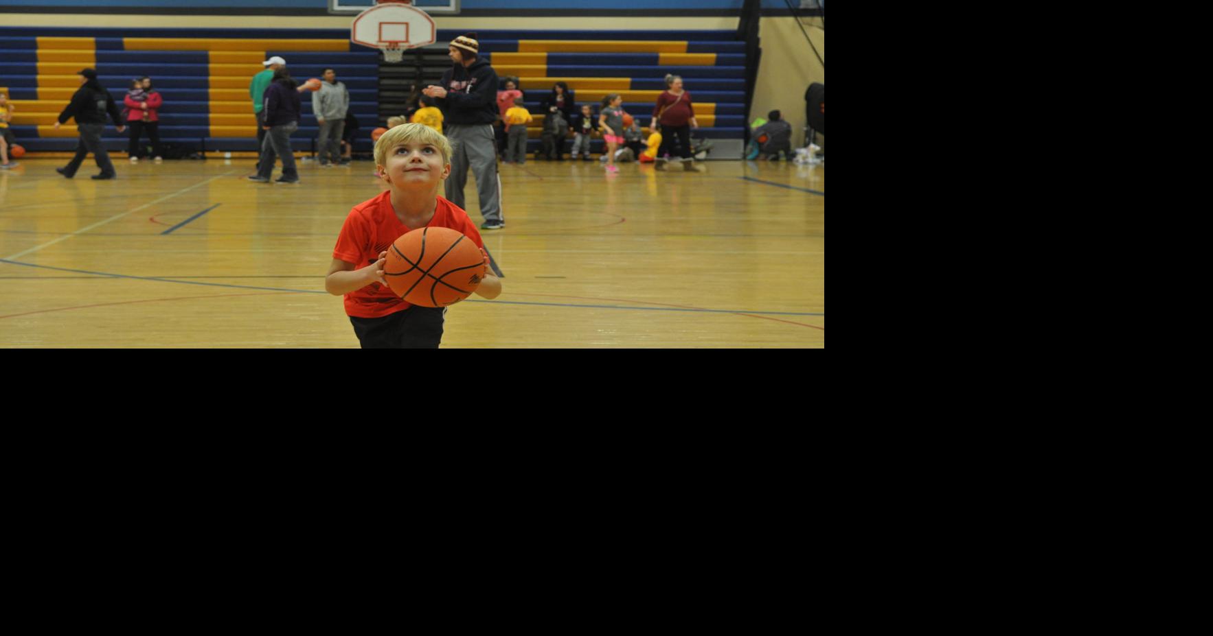 Bitty basketball brings kids to the court Sports