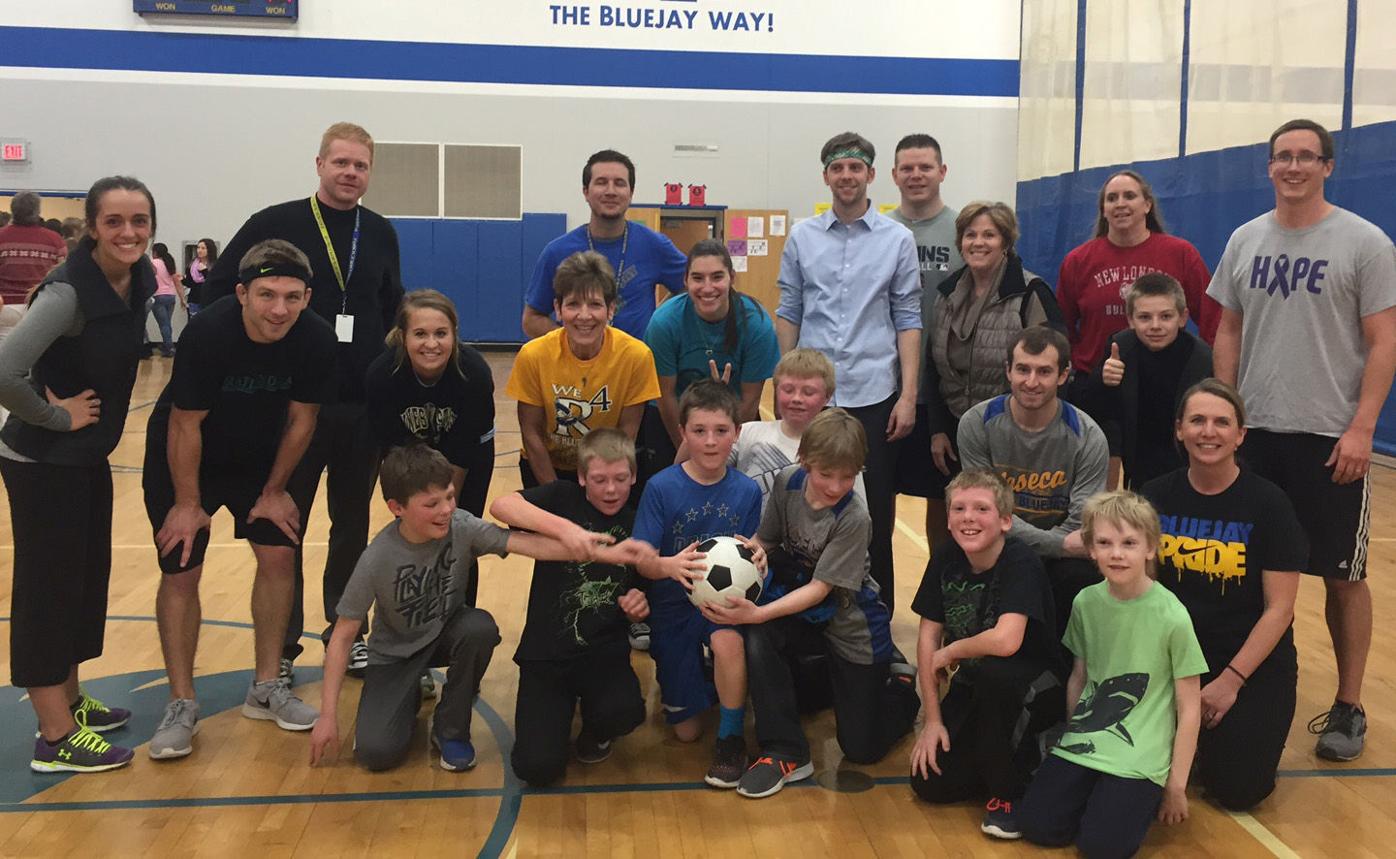 Wis Students Enjoy Morning Indoor Soccer League Community Southernminn Com