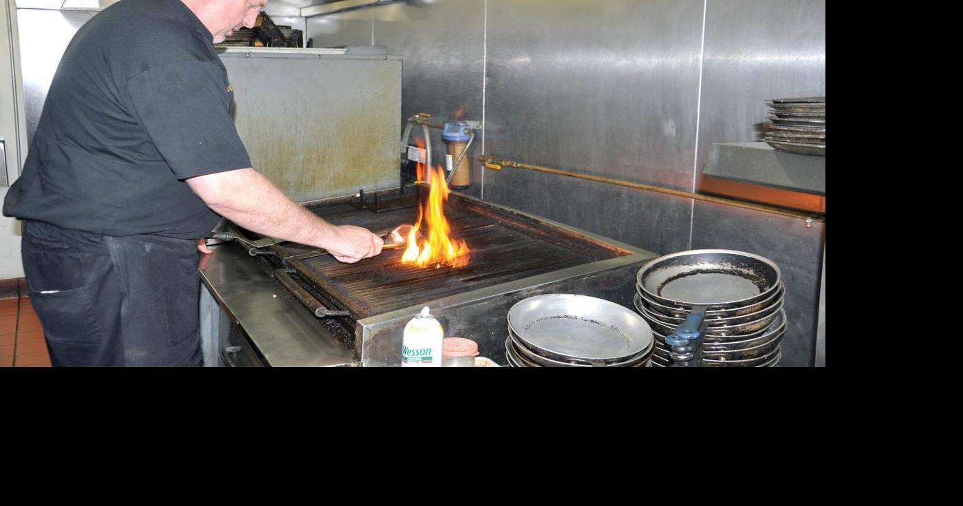 Torey's Restaurant & Bar celebrates 25-year anniversary