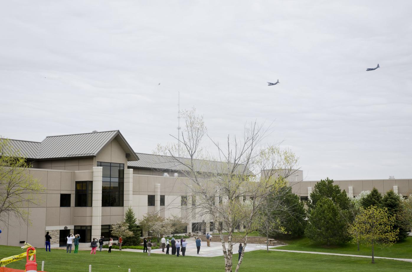 Hundreds Honor First Responders In Flyover News Southernminn Com