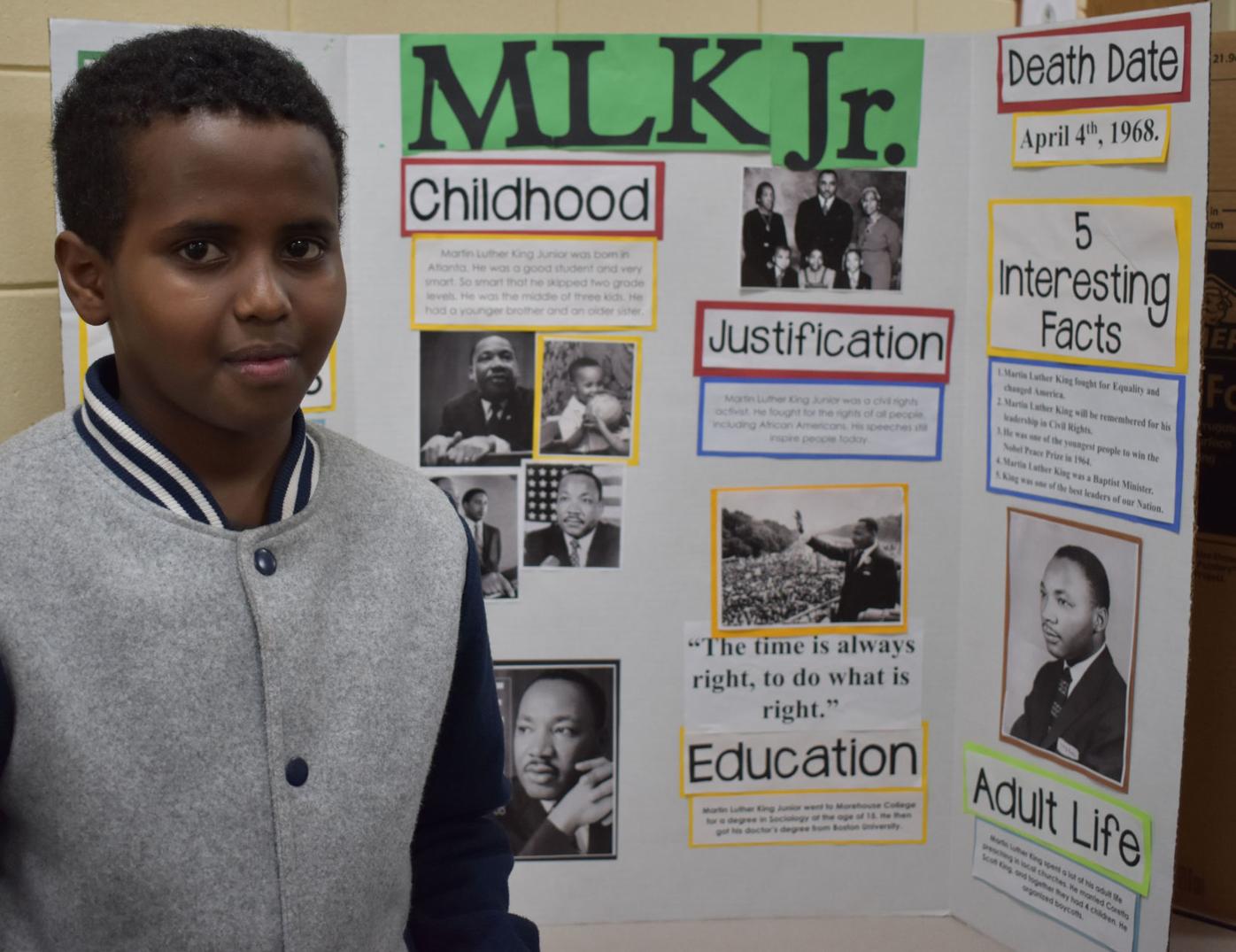 Golden Apple: Nisswa Elementary Puts on Wax Museum of Historical Heroes