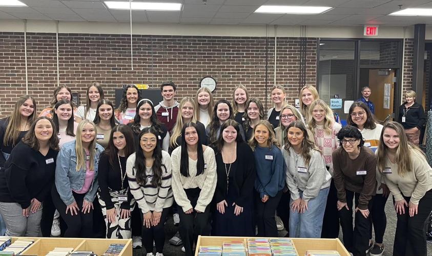 Owatonna Schools welcomes new teacher candidates Community