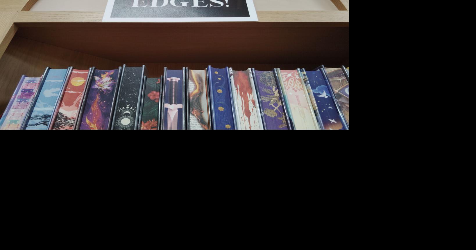 MN PRAIRIE ROOTS: About that backwards book display at Buckham library