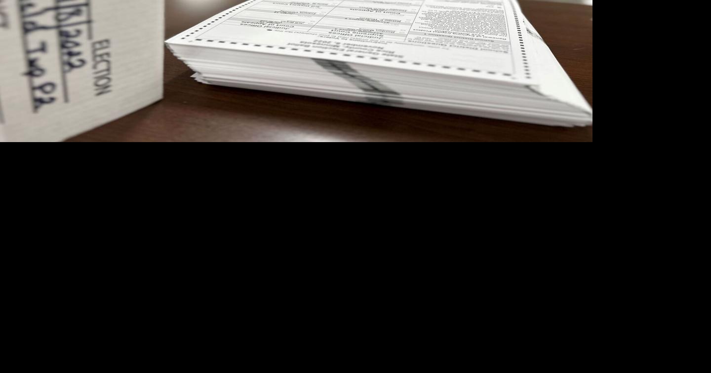 Hand, machine count of ballots match exactly | News | southernminn.com
