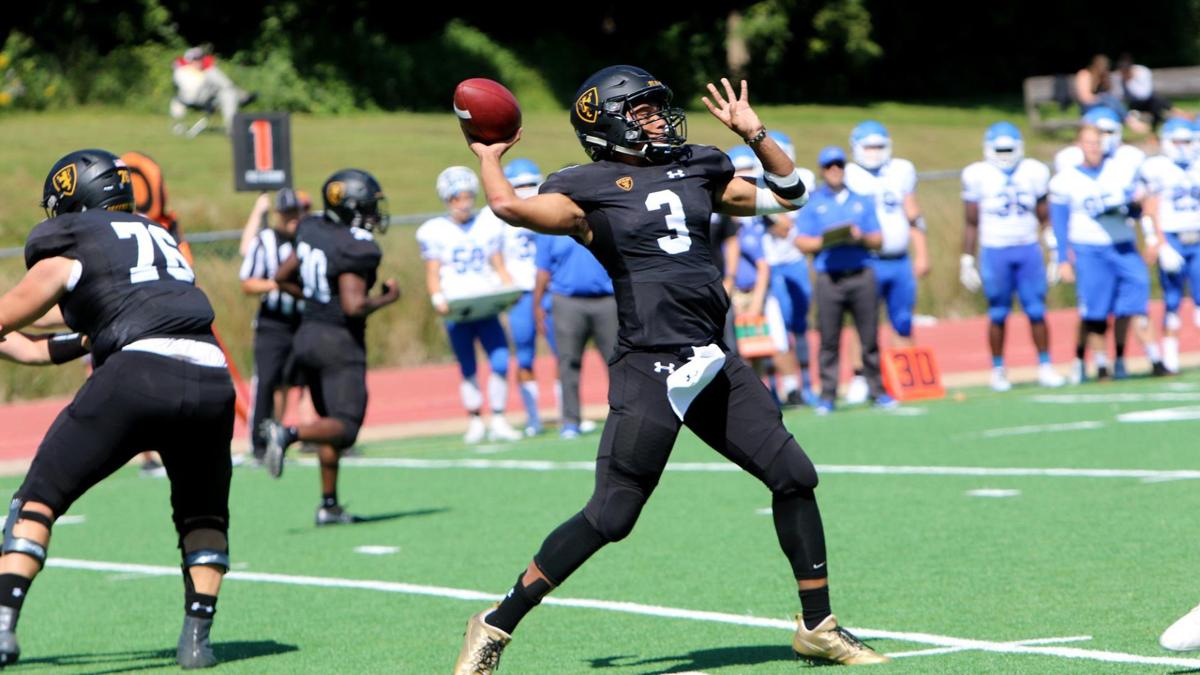 St Olaf Football Tops Luther Behind Johnson Iii S Big Day
