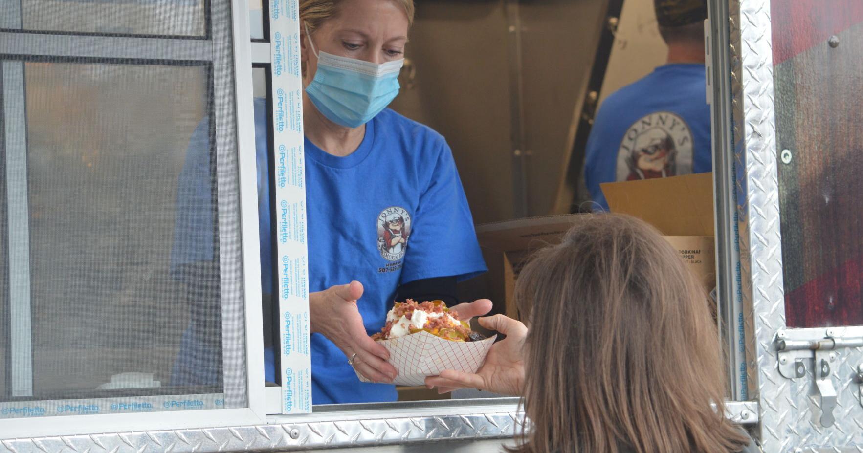 Le Sueur's proposed food truck licensing prompts backlash from business | News - Vimarsana News