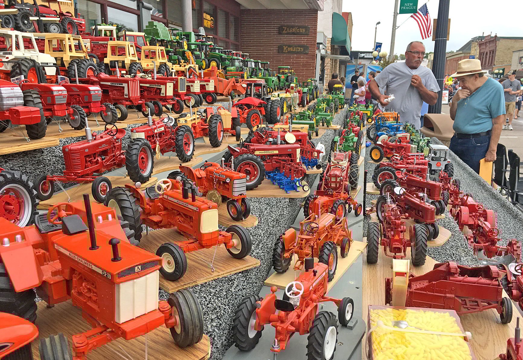 toy tractor collectors