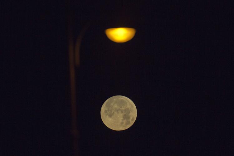 Lunar Showstopper: 1st super blue blood moon in 35 years | Nation ...