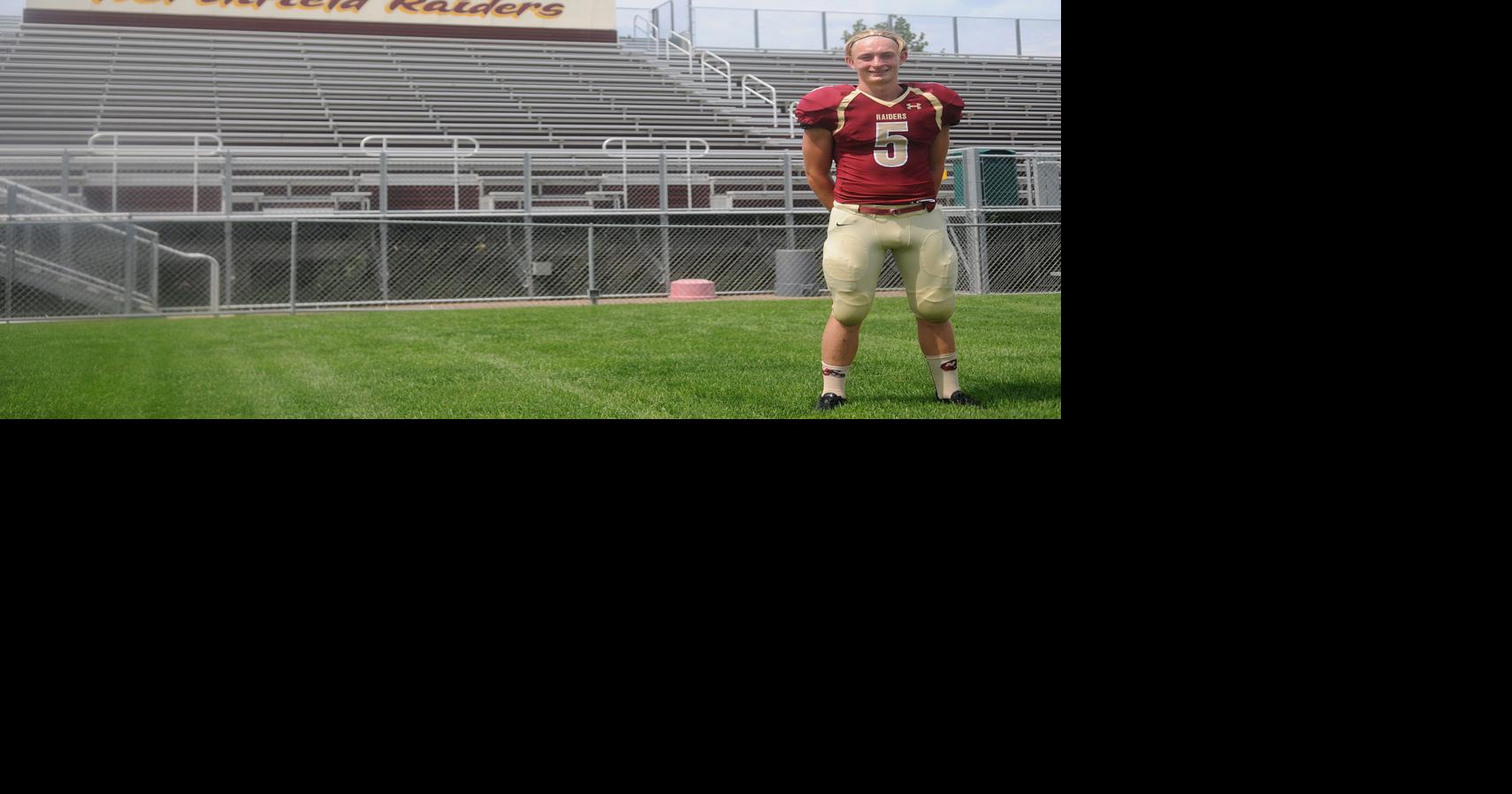 Football: Northfield LB Leonard leads defense | Sports | southernminn.com