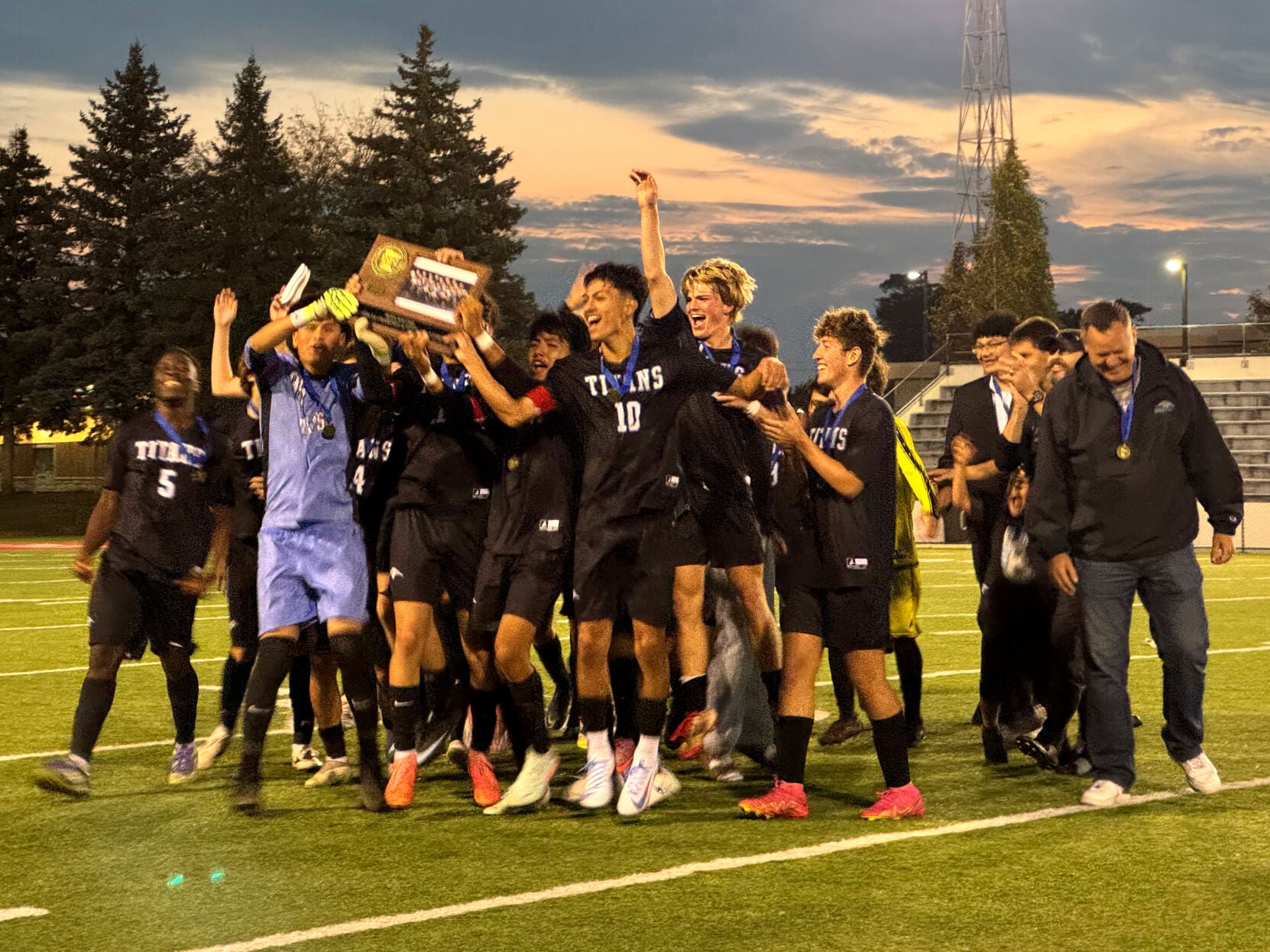 Titans make history with shutout victory to reach state for 1st