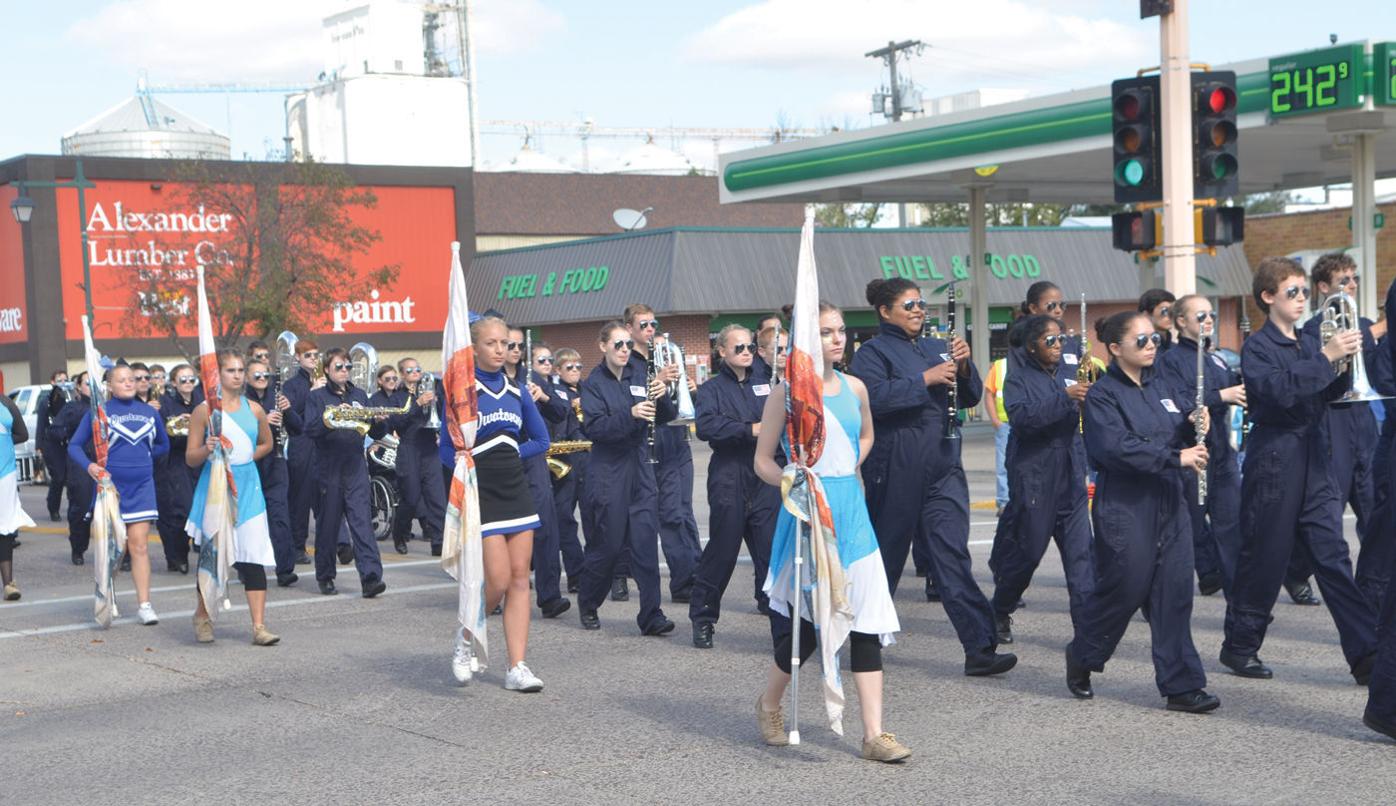 Sunny skies and massive crowds for Owatonna's parade Friday