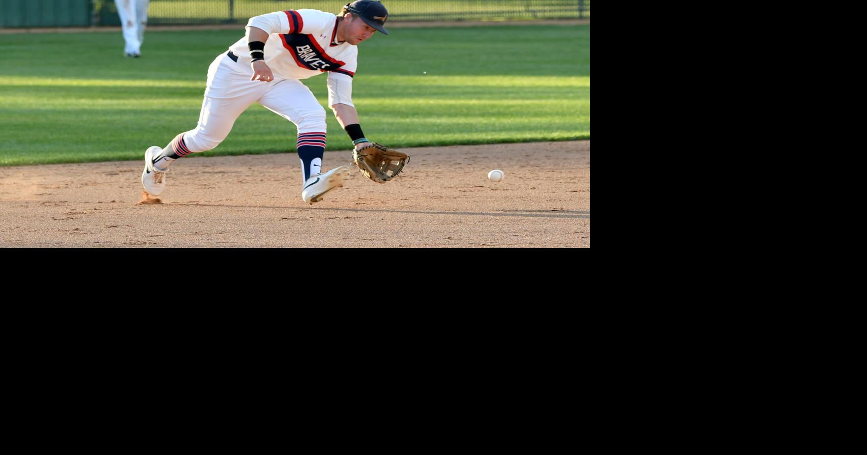 Braves go 1-1 as they enter the final month of the regular season