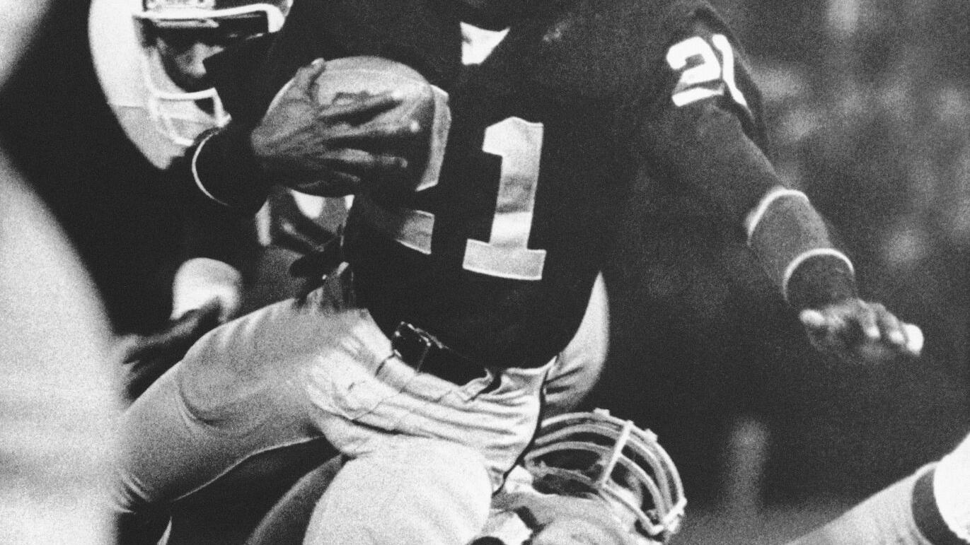 Cliff Branch's speed led to Hall of Fame after long wait