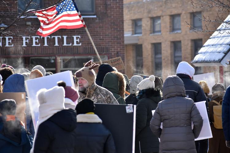 Protestors brave subzero temps for ICE OUT protest amid general strike ...