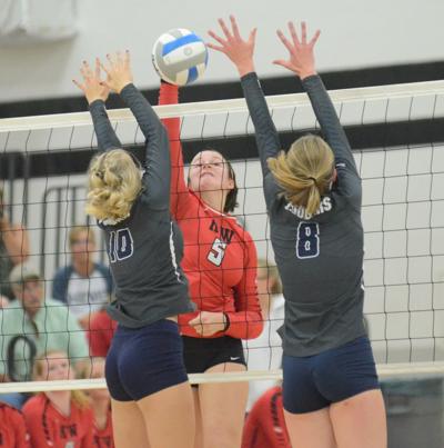 Knights hold off pesky Highway 60 rival Z-M | Sports | southernminn.com