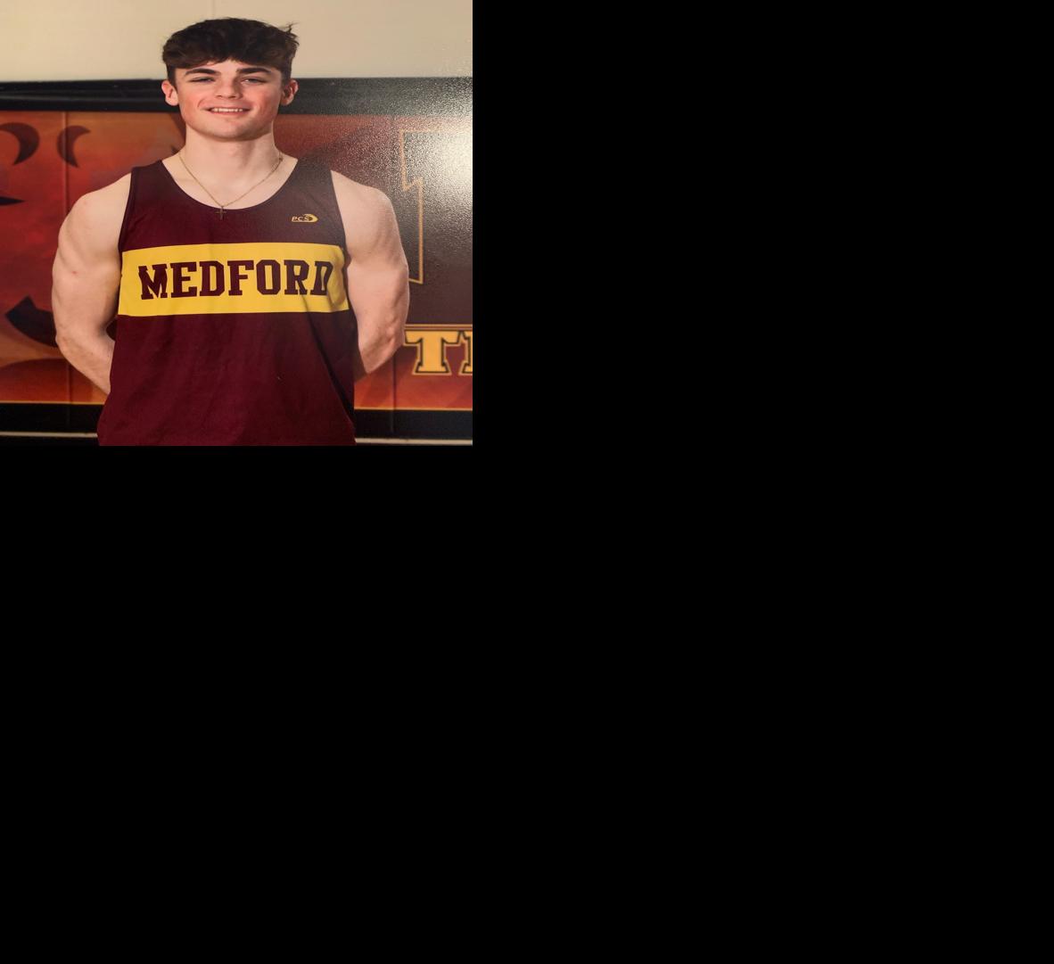Medford's Henry Grayson claims record for fastest 400-meter dash time ...