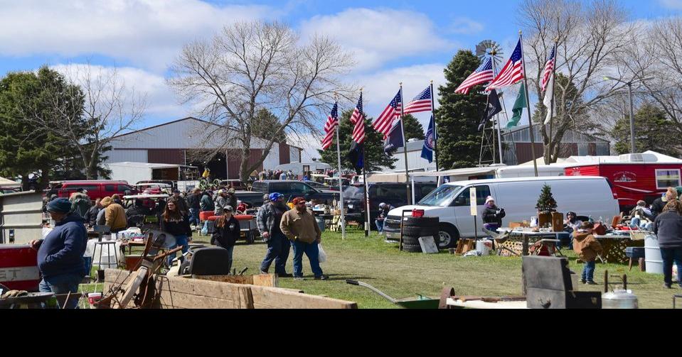 Pioneer Power Swap Meet Le Sueur Scene