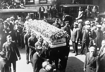 RUDOLPH VALENTINO'S FUNERAL