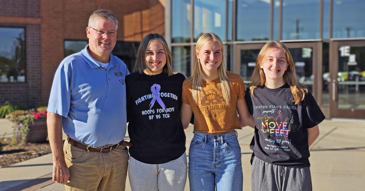 Tri-City United celebrates students awarded with academic honors ...