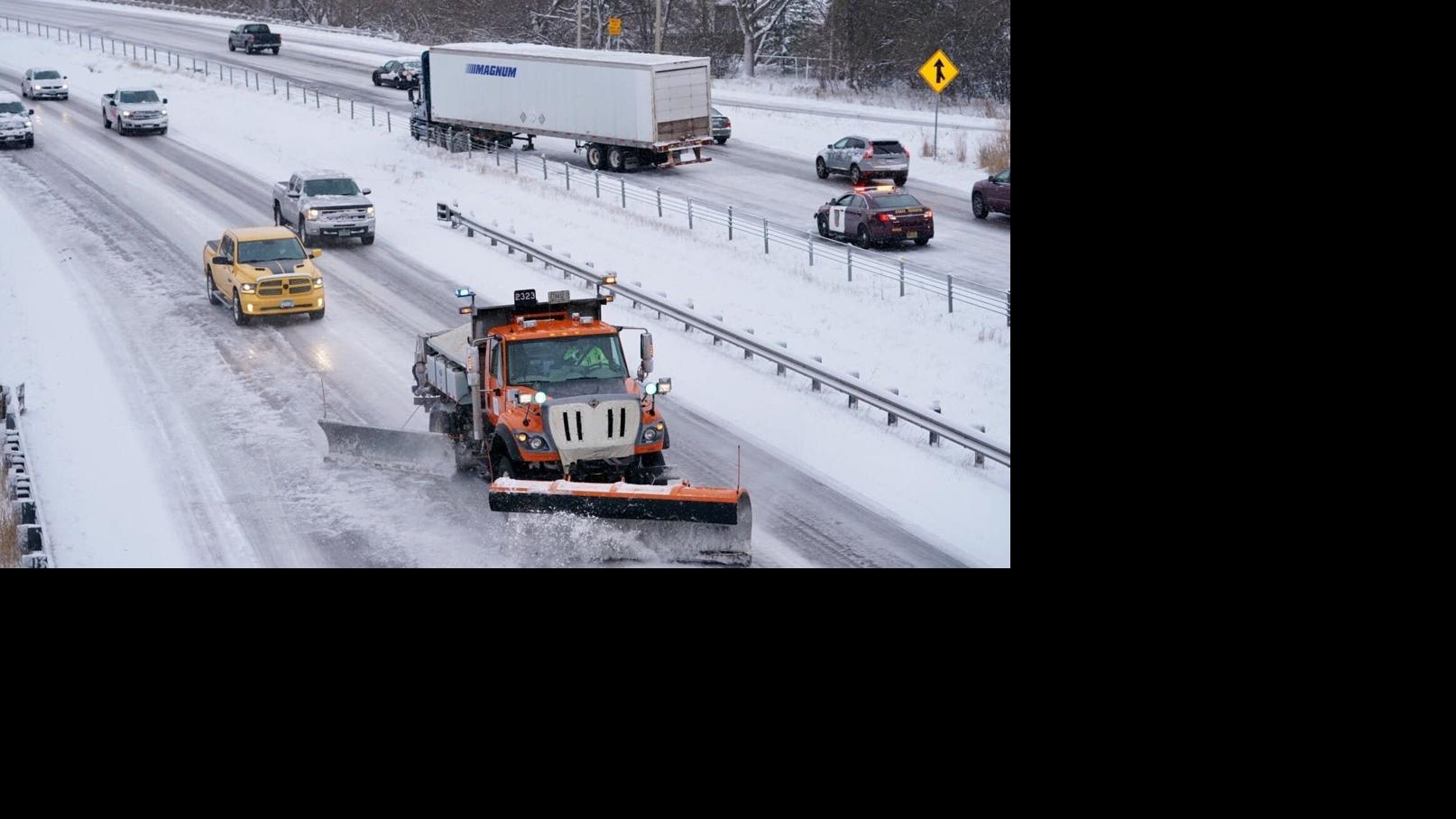 Mndot Snowplows Out On Easter Sunday As Snow Arrives In Southeast