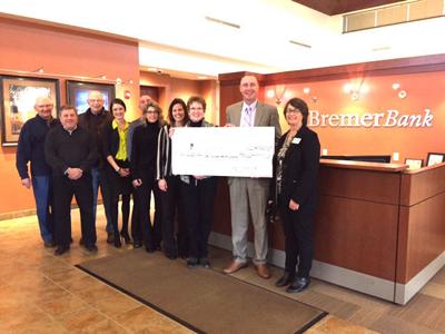 Bremer Bank makes a gift to the Owatonna Foundation ...