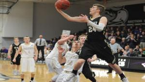 Men S Basketball St Olaf Trying To Keep Historic Season Going In