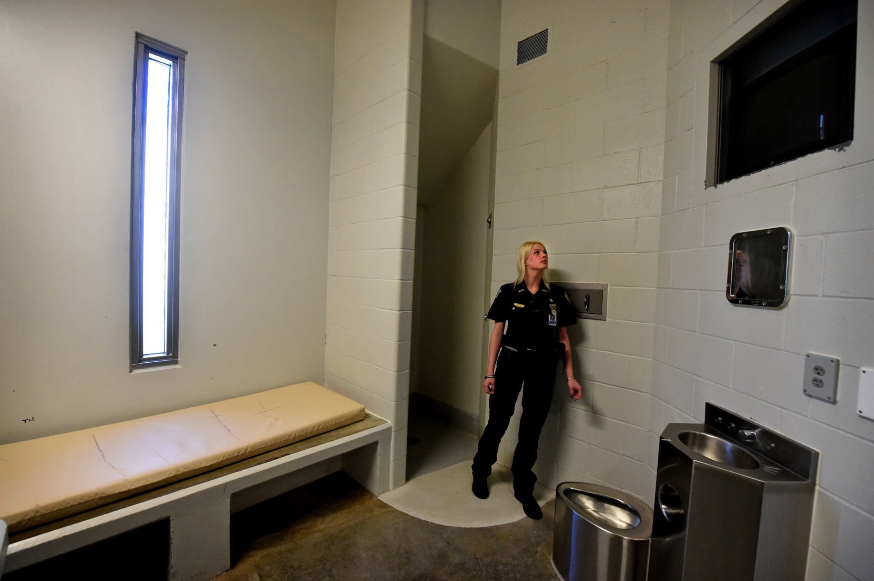 Minnesota Department Of Corrections Has Lengthened Maximum Stay In ...