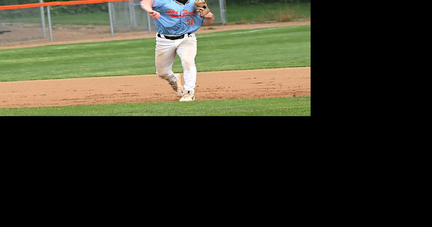 Ninth inning rally allows Northfield to gain 3-2 win over Dundas on July 4