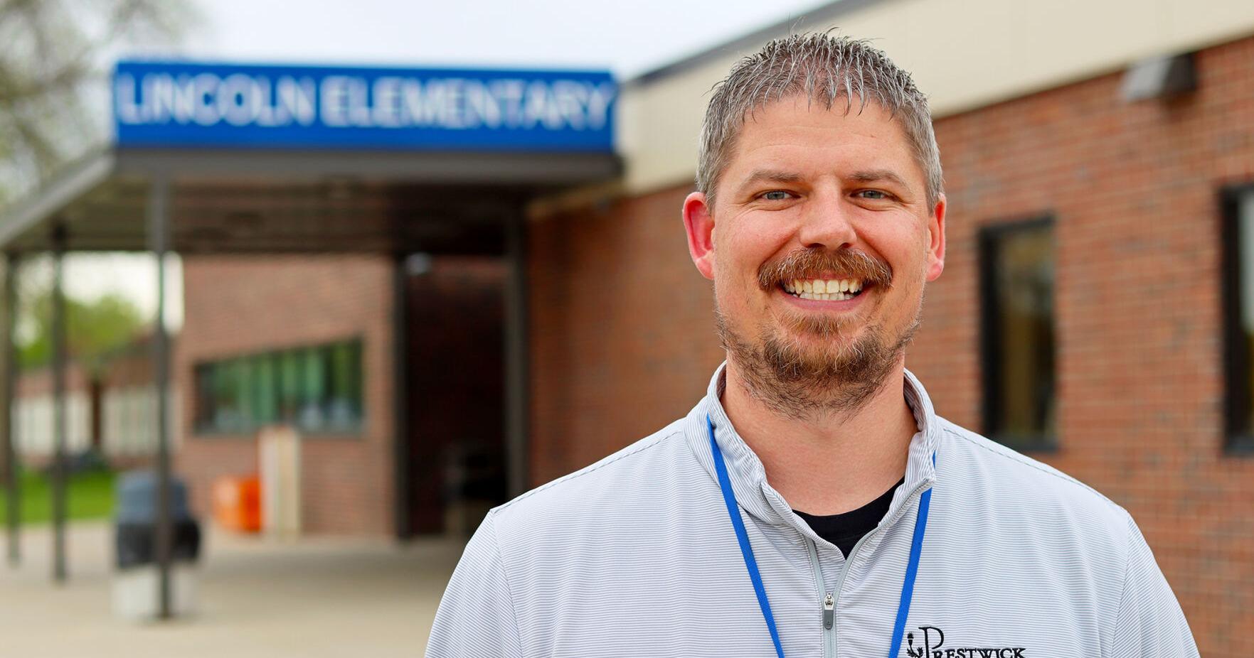 Lang, new principal at Lincoln, preparing for next year - Vimarsana News