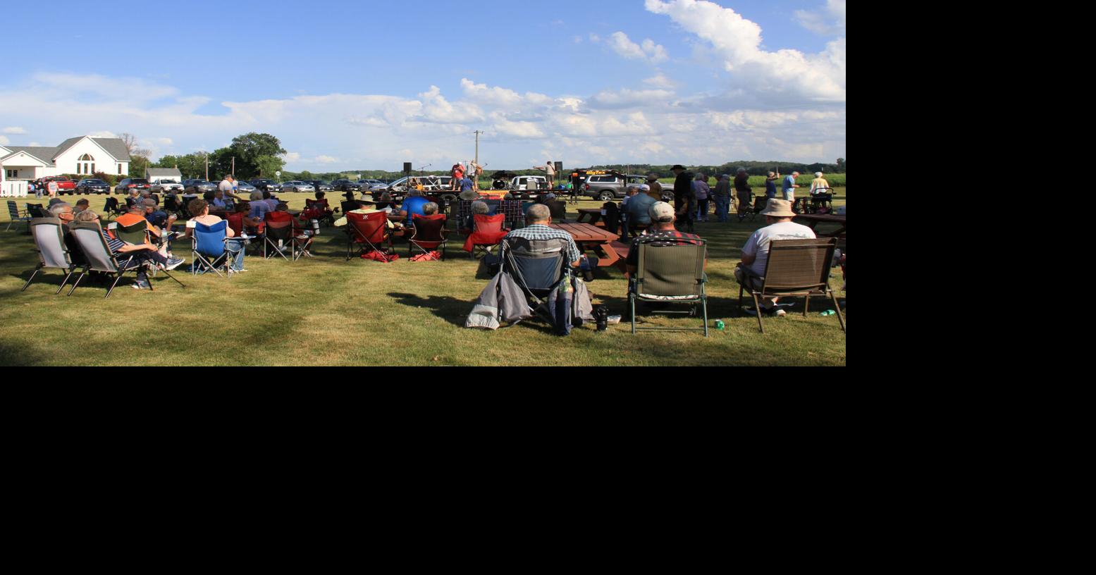 MN PRAIRIE ROOTS: Music, food and conversation on the prairie