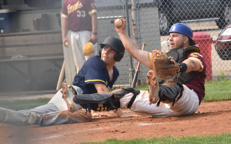 Jacks match seasonlong win streak with walkoff Sports