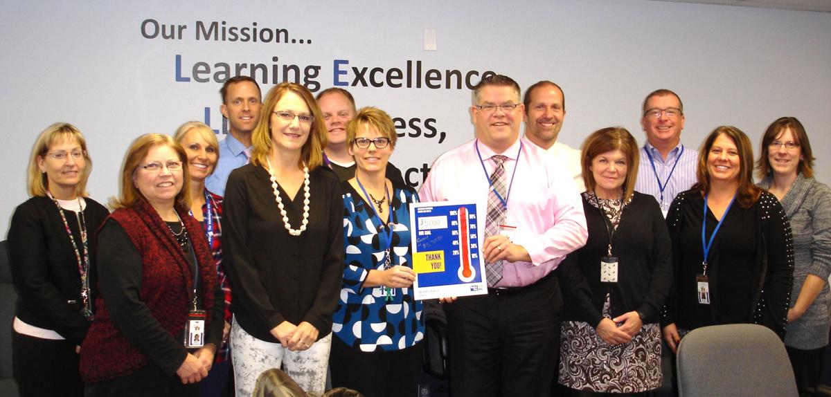 Owatonna Public Schools ISD 761 Raises 5 800 For United Way Of