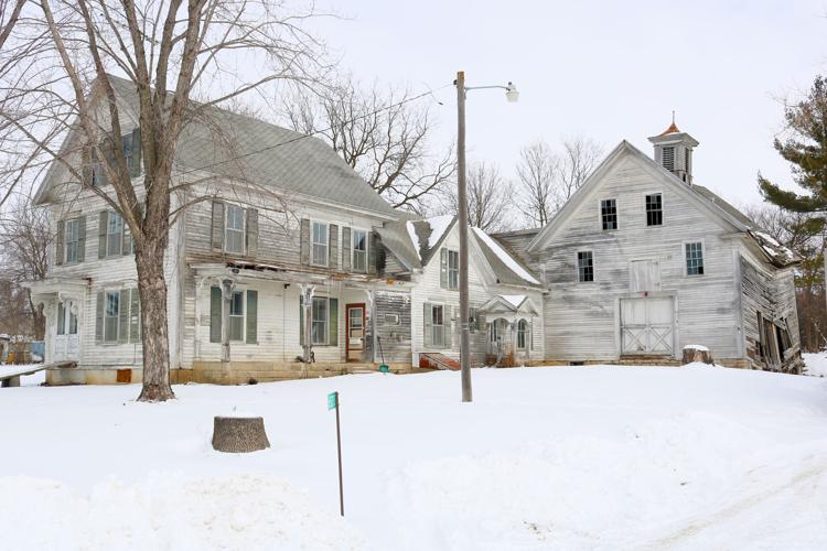 Historic barn collapses at Piper House outside Medford | News ...