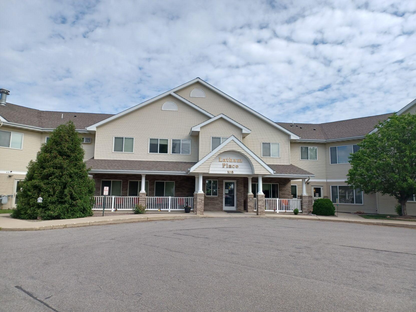 Monarch Healthcare Management to take over Lakeshore Inn, Latham Place