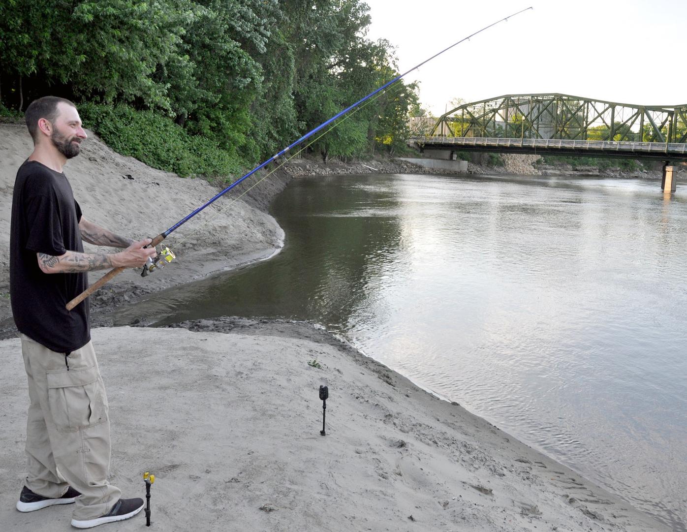 Minnesota River catfishing is worth the weight