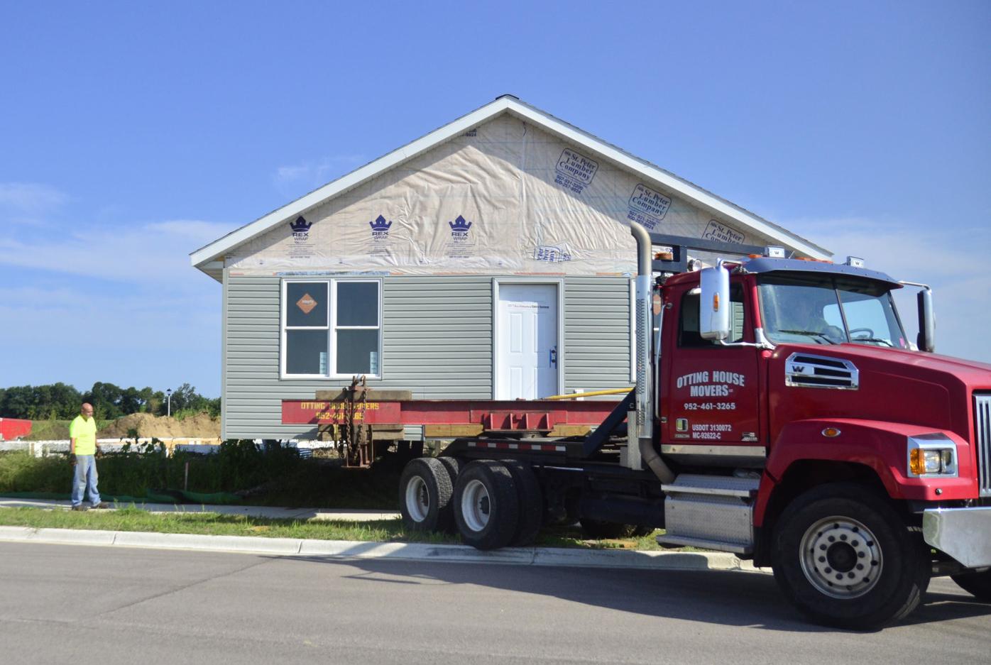 Habitat For Humanity House Built By High School Class Moved To Foundation News Southernminn Com