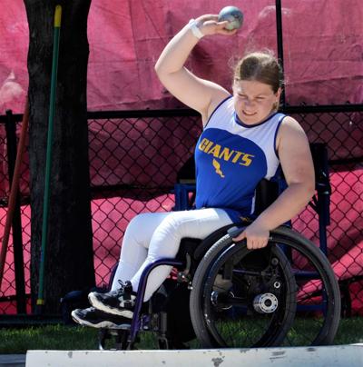 Emily Sullivan shot put (2)