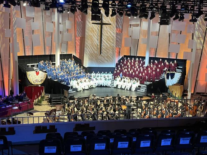 Gustavus hosts 50th anniversary Christmas in Christ Chapel event News