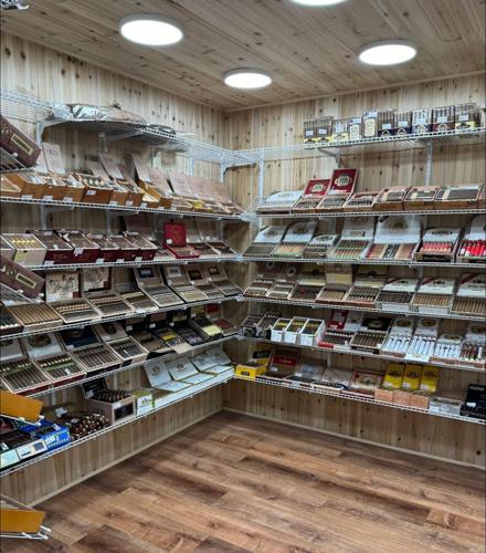 Le Sueur adds 2nd smoke shop with One Love opening | News