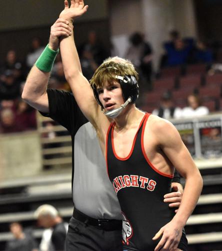 Sommer Reed SHOULDERING THE LOAD: Foss' comeback highlights 8 K-W state qualifiers ...