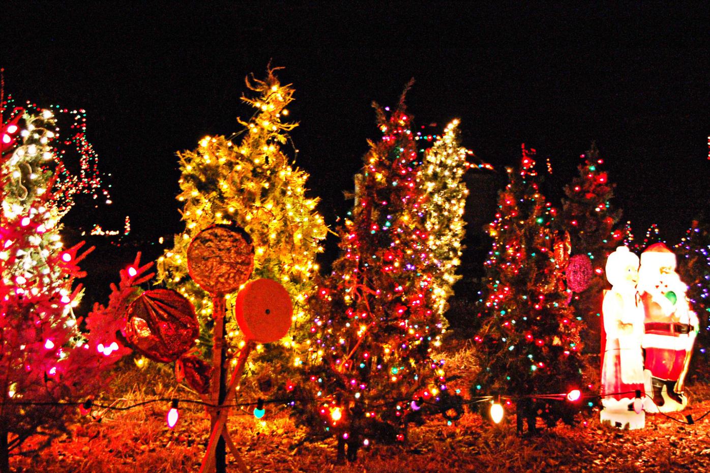Christmas delights Keller Farm holiday display a Nerstrand tradition News