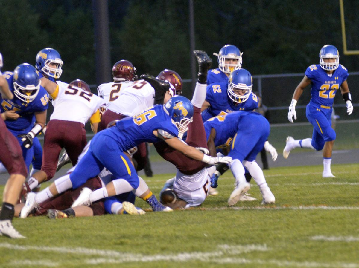 Find The Action A Look At Area Football Team S Matchups In Week 6