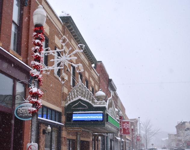 PHOTOS Sticky snow News