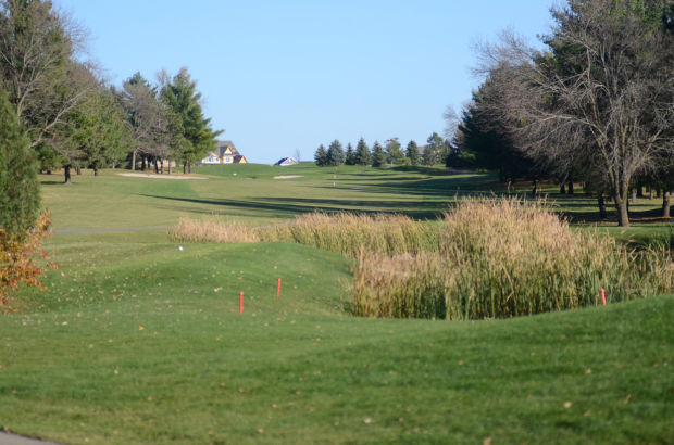 golf courses decline nationally