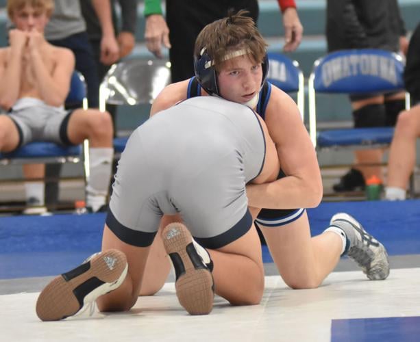 State Individual Wrestling Results for Owatonna, NRHEG, Blooming