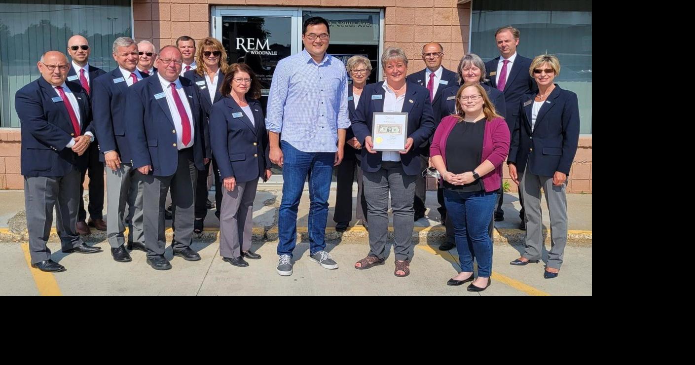 Owatonna Chamber Ambassadors visit with REM Woodvale Business