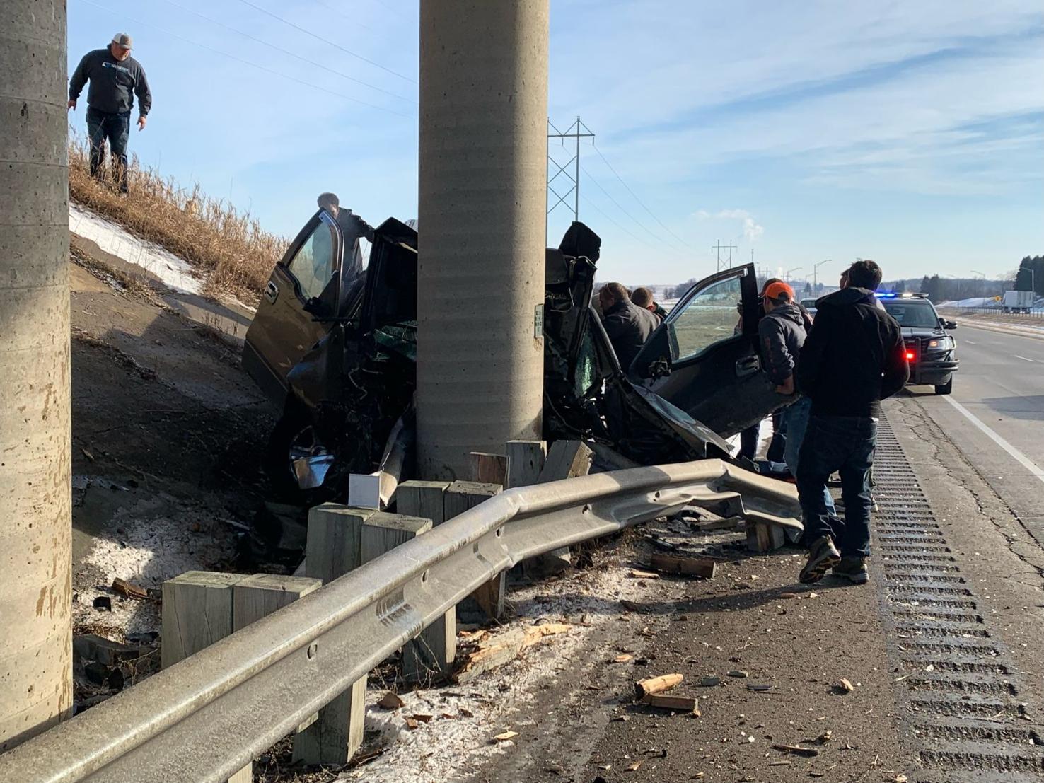Faribault Teen Injured In Freeway Crash News Southernminn faribault-teen-injured-in-freeway-crash-news-southernminn