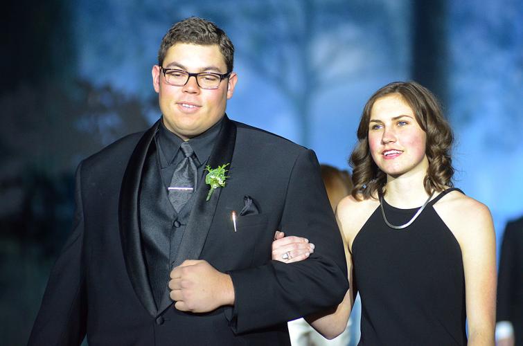 Gallery Northfield High School Prom 16 Grand March News Southernminn Com