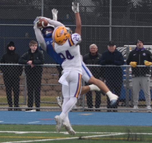 PHOTOS: Owatonna football vs Cretin-Derham Hall | Sports | southernminn.com