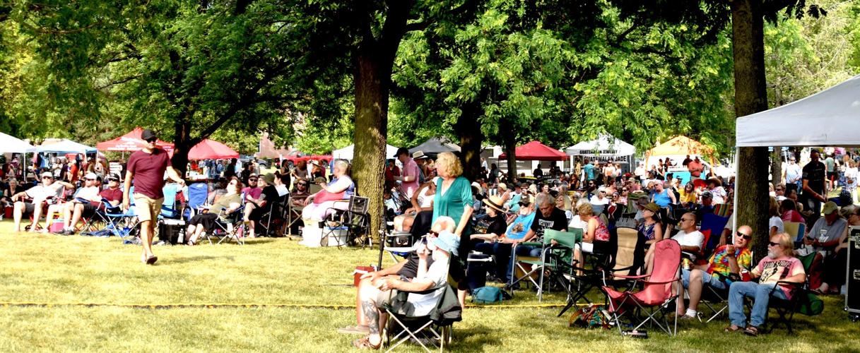 PHOTOS Dancing, music, community, sunshine (and rain) at Blues Fest